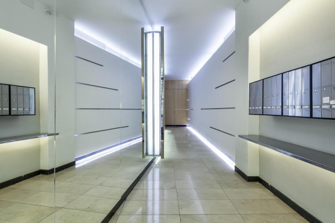 Barcelona Comtal Apartments Exterior foto